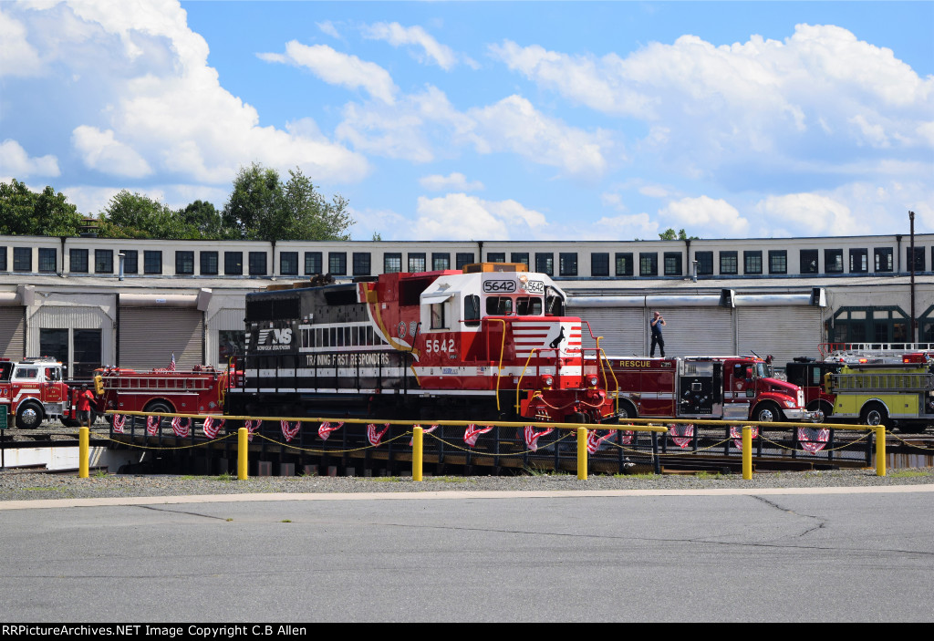 NS 5642 "Training First Responders"